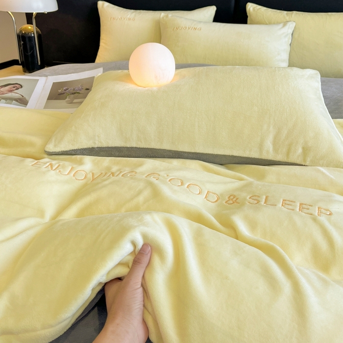 91家纺网 家纺一手货源 找家纺 澳梵家居 2024新款牛奶绒刺绣四件套--【山岚系列】 柠檬黄