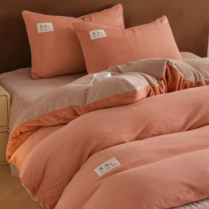 91家纺网 家纺一手货源 找家纺 澳梵家居 2024新款牛奶绒素色双拼四件套--【暖茶系列】 暖茶-热橙C