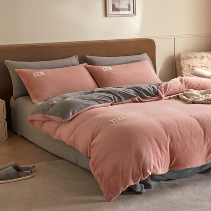 91家纺网 家纺一手货源 找家纺 澳梵家居 2024新款牛奶绒素色双拼四件套--【暖茶系列】 暖茶-豆沙