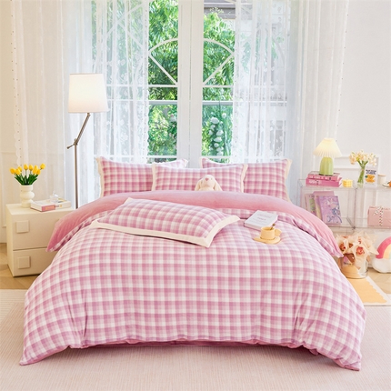 91家纺网 家纺一手货源 找家纺 （总）大米家居 2024新款印花牛奶绒四件套-马卡龙糖果