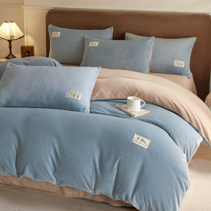 91家纺网 家纺一手货源 找家纺 澳梵家居 2024新款牛奶绒素色双拼四件套--【暖茶系列】 暖茶-香椰可可