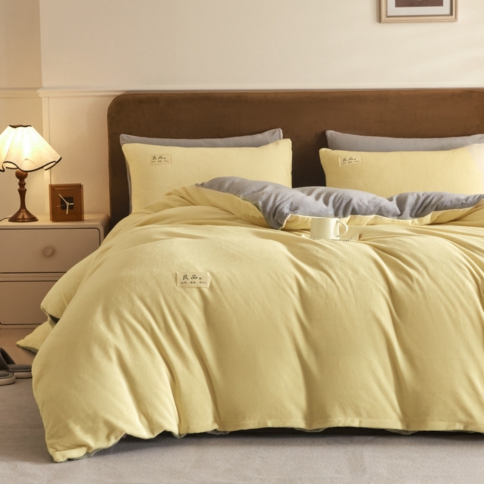 91家纺网 家纺一手货源 找家纺 澳梵家居 2024新款牛奶绒素色双拼四件套--【暖茶系列】 暖茶-柠檬黄