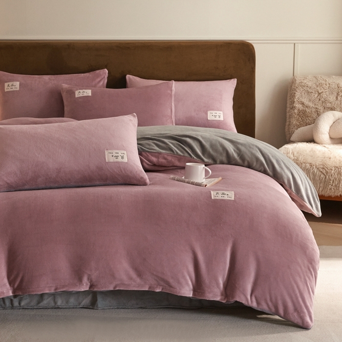 91家纺网 家纺一手货源 找家纺 澳梵家居 2024新款牛奶绒素色双拼四件套--【暖茶系列】 暖茶-芋泥紫