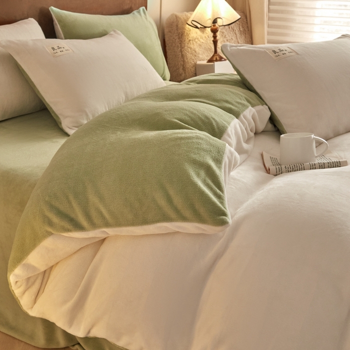 91家纺网 家纺一手货源 找家纺 澳梵家居 2024新款牛奶绒素色双拼四件套--【暖茶系列】 暖茶-茉莉青提