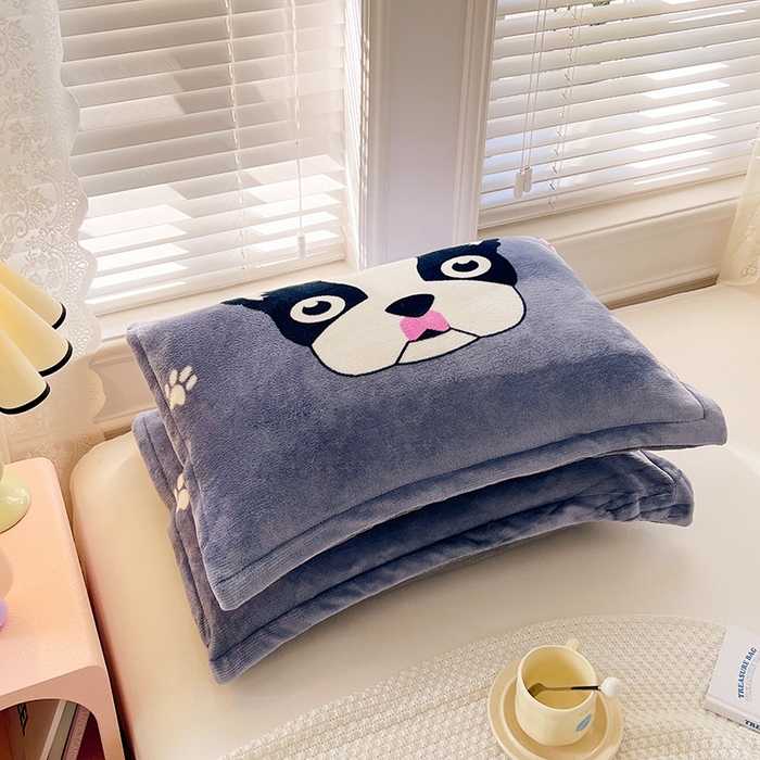 91家纺网 家纺一手货源 找家纺 梦舒羽 2025新款冬季法莱绒枕套牛奶绒枕头套单人宿舍珊瑚绒枕芯套 二哈