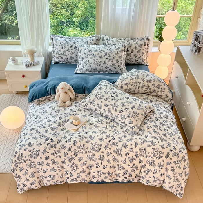 91家纺网 家纺一手货源 找家纺 富之航家纺 2024新款高克重小清新牛奶绒四件套 花梦缘