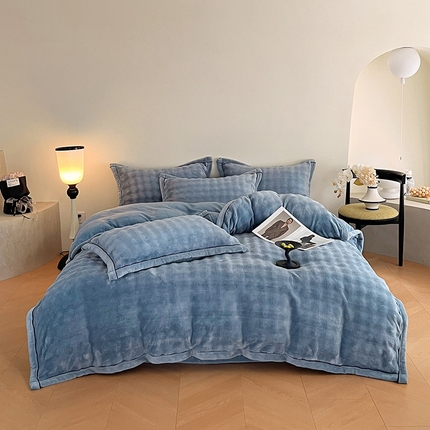 91家纺网 家纺一手货源 找家纺 欧邦 新款A类泡泡绒牛奶绒单被套夹棉床盖单品可组合 泡泡宝蓝