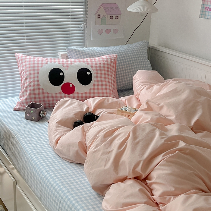 91家纺网 家纺一手货源 找家纺 2024新款全棉纯色大版枕套混搭款四件套 甜心可露丽