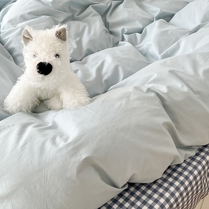 91家纺网 家纺一手货源 找家纺 2024新款全棉纯色大版枕套混搭款四件套 蓝莓牛乳