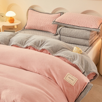 91家纺网 家纺一手货源 找家纺 （总）爱思凯家纺 2025新款【成人】简溪系列-新棉绒床褥四件套