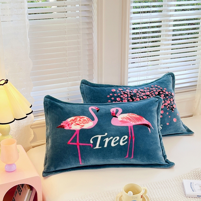 91家纺网 家纺一手货源 找家纺 梦舒羽 2025新款冬季法莱绒枕套牛奶绒枕头套单人宿舍珊瑚绒枕芯套 玫瑰恋人