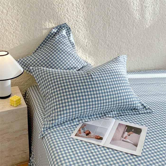 91家纺网 家纺一手货源 找家纺 2024新款AB版.生态磨毛印花单枕套 蓝小格