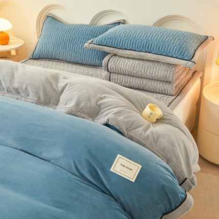 91家纺网 家纺一手货源 找家纺 （总）爱思凯家纺 2025新款【成人】简溪系列-新棉绒床褥四件套