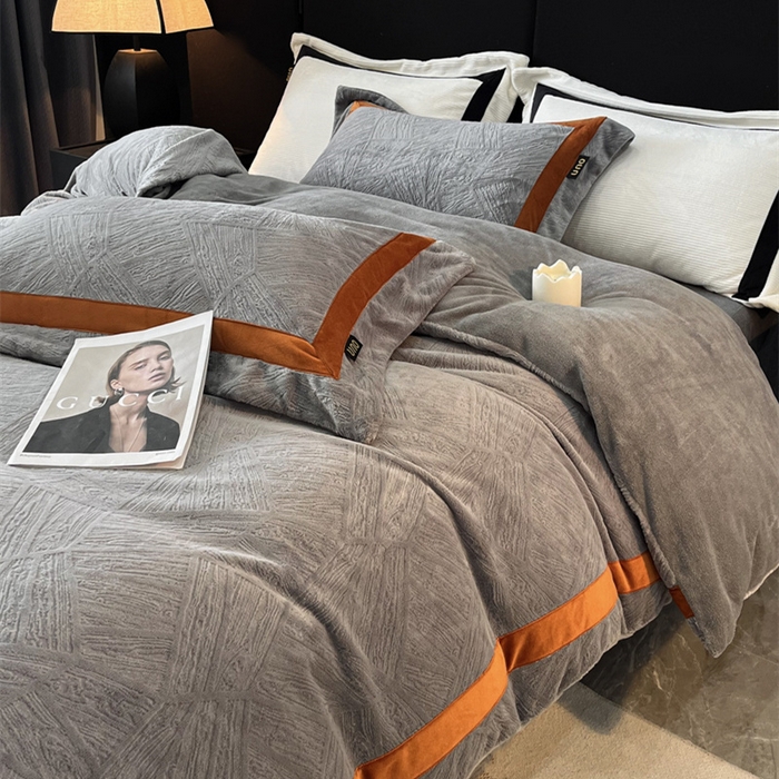 91家纺网 家纺一手货源 找家纺 吾诺家居 2024新款立体彩雕绒牛奶绒四件套-绽放系列 叶纹灰