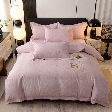 91家纺网 家纺一手货源 找家纺 （总）磨毛世家家纺 2025绣花四件套系列