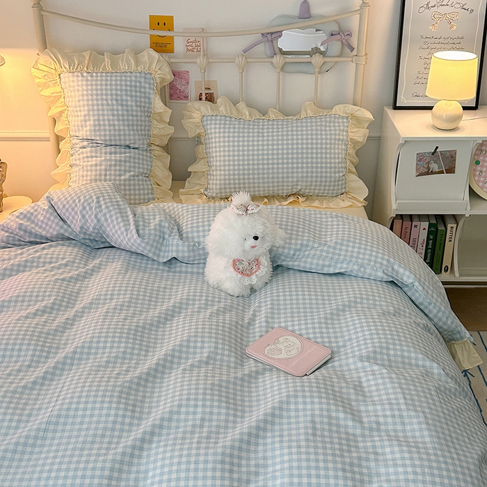 91家纺网 家纺一手货源 找家纺 2024新款花边奶油格子全棉混搭款四件套 茉香蓝格