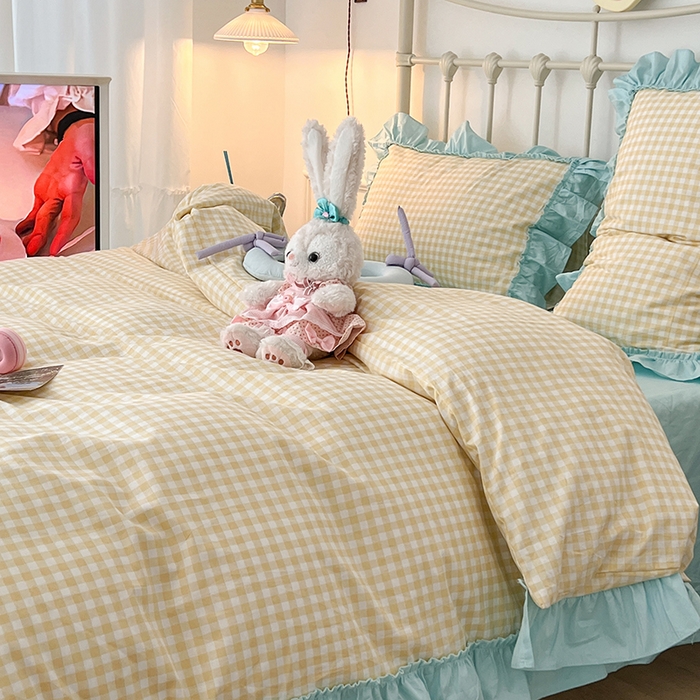 91家纺网 家纺一手货源 找家纺 2024新款花边奶油格子全棉混搭款四件套 柠檬黄格