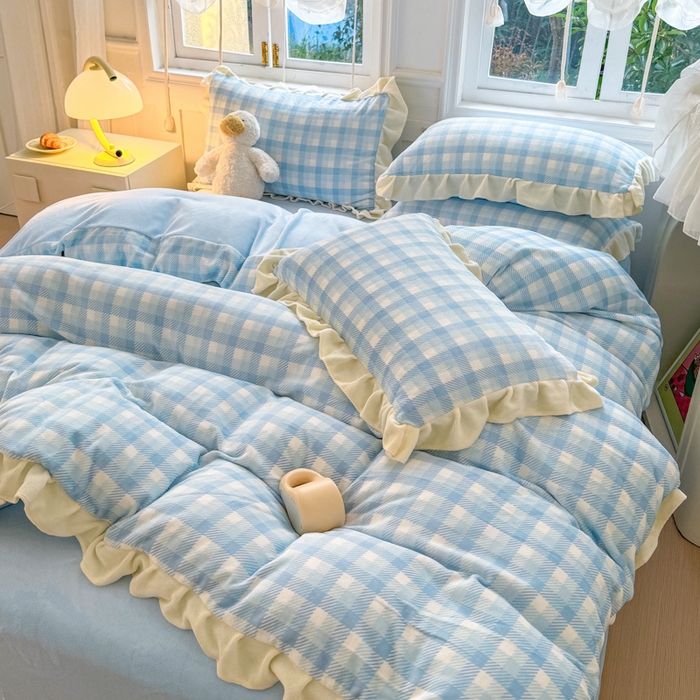91家纺网 家纺一手货源 找家纺 2024新款高克重韩版牛奶绒四件套-奶油格子系列 奶油蓝格