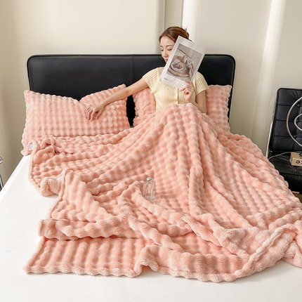 91家纺网 家纺一手货源 找家纺 （总）航途席业 2025新款牛奶绒泡泡兔毛绒毛毯午睡毯（可供跨境电商）