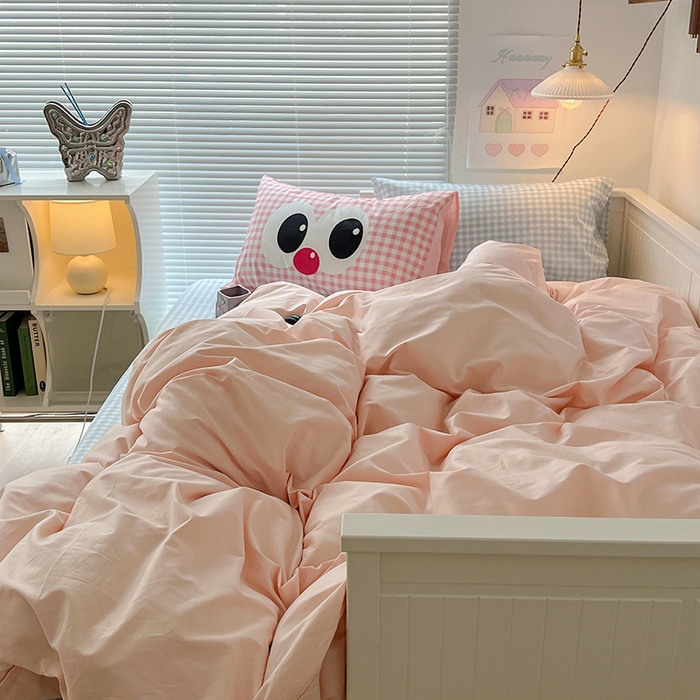 91家纺网 家纺一手货源 找家纺 2024新款全棉纯色大版枕套混搭款四件套 甜心可露丽