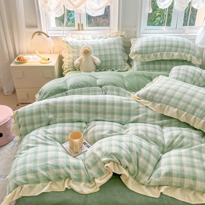 91家纺网 家纺一手货源 找家纺 2024新款高克重韩版牛奶绒四件套-奶油格子系列 奶油绿格