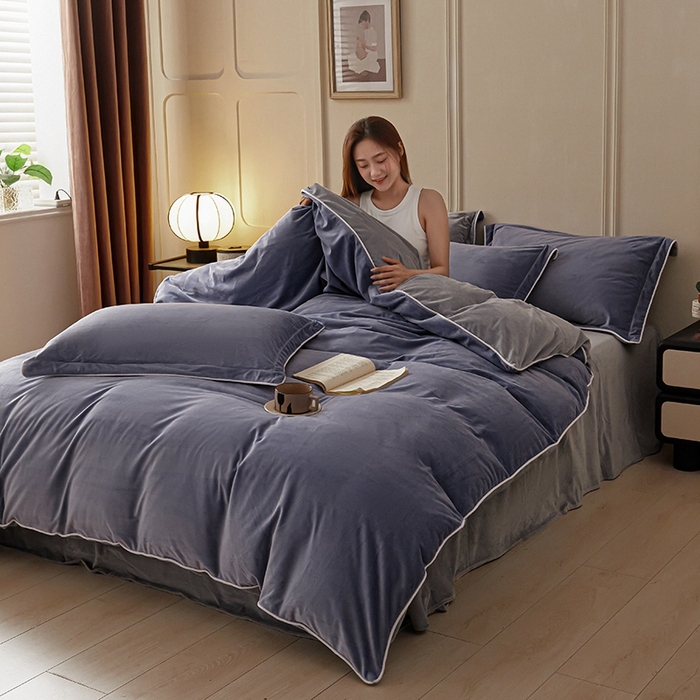 91家纺网 家纺一手货源 找家纺 澳梵家居 澳梵家居 2024新款A类宝宝绒嵌绳款四件套--【雅致系列】 雾紫+灰