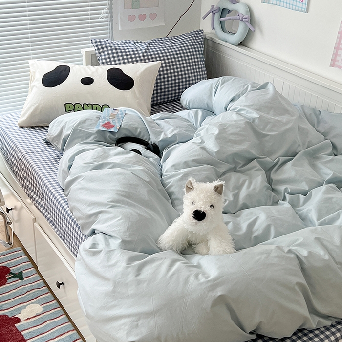 91家纺网 家纺一手货源 找家纺 2024新款全棉纯色大版枕套混搭款四件套 蓝莓牛乳