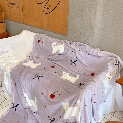 91家纺网 家纺一手货源 找家纺 2024新款亲肤舒适ins少女奶油治愈印花双面牛奶绒毯毛毯毯子 小紫猫