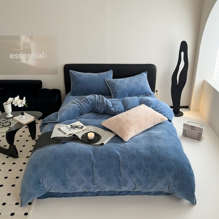 潘朵拉家纺 2024新款雕花波点系列牛奶绒四件套 波尔卡-远峰蓝