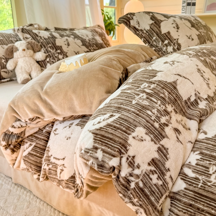 91家纺网 家纺一手货源 找家纺 富之航家纺 2024新款高克重小清新牛奶绒四件套 繁花似锦