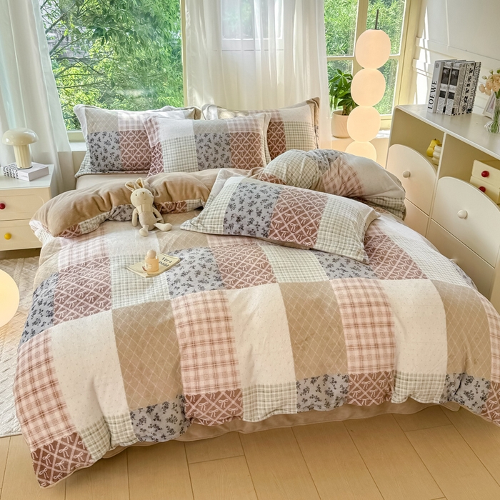 91家纺网 家纺一手货源 找家纺 富之航家纺 2024新款高克重小清新牛奶绒四件套 花漾