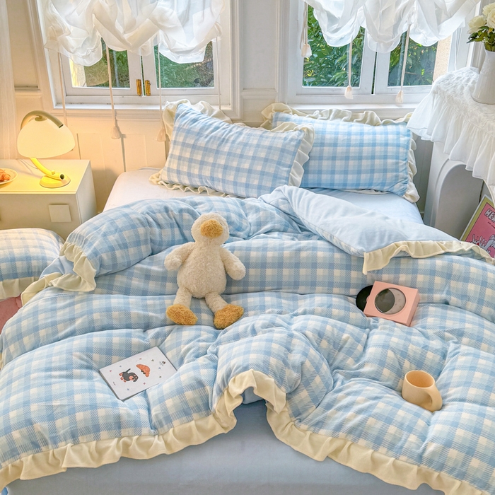 91家纺网 家纺一手货源 找家纺 2024新款高克重韩版牛奶绒四件套-奶油格子系列 奶油蓝格