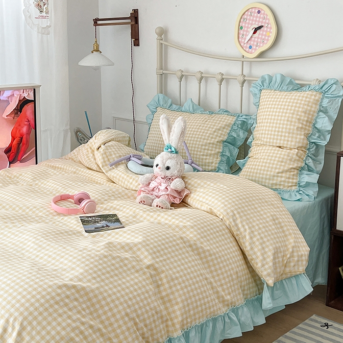 91家纺网 家纺一手货源 找家纺 2024新款花边奶油格子全棉混搭款四件套 柠檬黄格