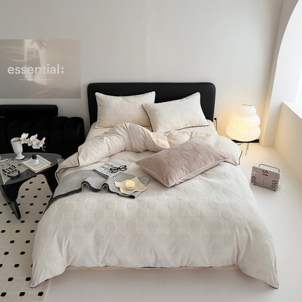 91家纺网 家纺一手货源 找家纺 潘朵拉家纺 2024新款雕花波点系列牛奶绒四件套 波尔卡-奶白