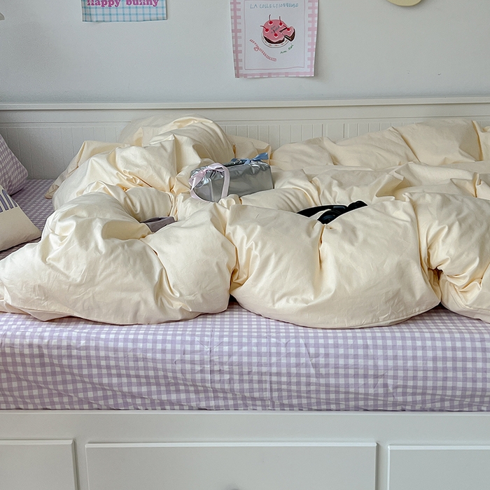 91家纺网 家纺一手货源 找家纺 2024新款全棉纯色大版枕套混搭款四件套 芋泥奶芙