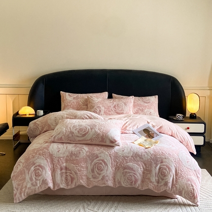 91家纺网 家纺一手货源 找家纺 （总）2024新款立体浮雕保暖加厚牛奶绒四件套