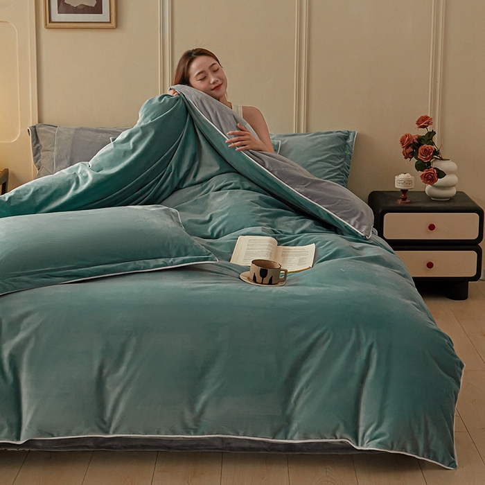 91家纺网 家纺一手货源 找家纺 澳梵家居 澳梵家居 2024新款A类宝宝绒嵌绳款四件套--【雅致系列】 浅黛蓝+灰