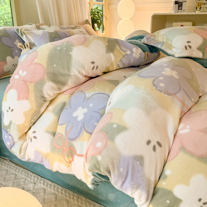 91家纺网 家纺一手货源 找家纺 富之航家纺 2024新款高克重小清新牛奶绒四件套 春日妮彩