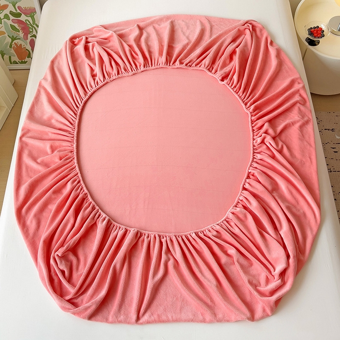 91家纺网 家纺一手货源 找家纺 言熙居 2024新款牛奶绒刺绣纯色360度全包床笠三件套 喵喵-玉