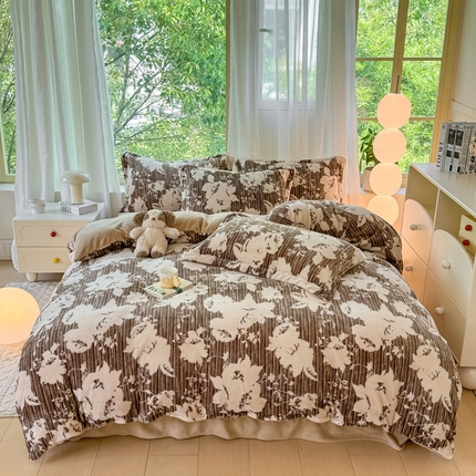 91家纺网 家纺一手货源 找家纺 （总）富之航家纺 2024小清新四件套被套牛奶绒四件套法莱绒水晶绒法兰绒兔毛绒兔绒金貂绒雕花绒