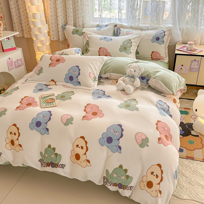 91家纺网 家纺一手货源 找家纺 全季家居 2024新款A类小清新印花牛奶绒高克重加厚保暖被套单件 恐龙世家