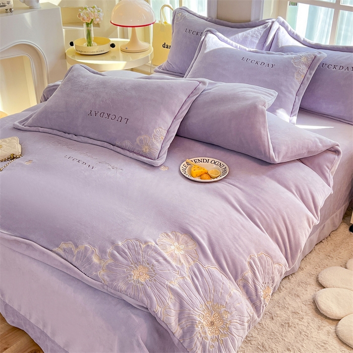 91家纺网 家纺一手货源 找家纺 （总）绒棉世家 2025新款高端牛奶绒刺绣四件套-莫奈花园系列