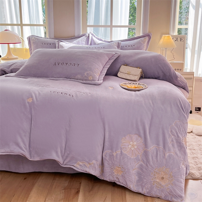 91家纺网 家纺一手货源 找家纺 （总）绒棉世家 2025新款高端牛奶绒刺绣四件套-莫奈花园系列