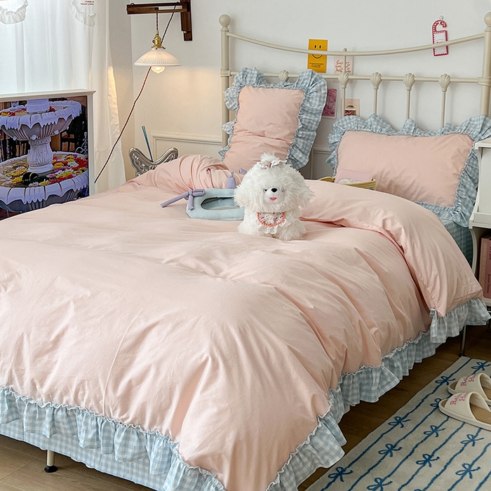 91家纺网 家纺一手货源 找家纺 2024新款花边奶油格子全棉混搭款四件套 盐莓奶芙