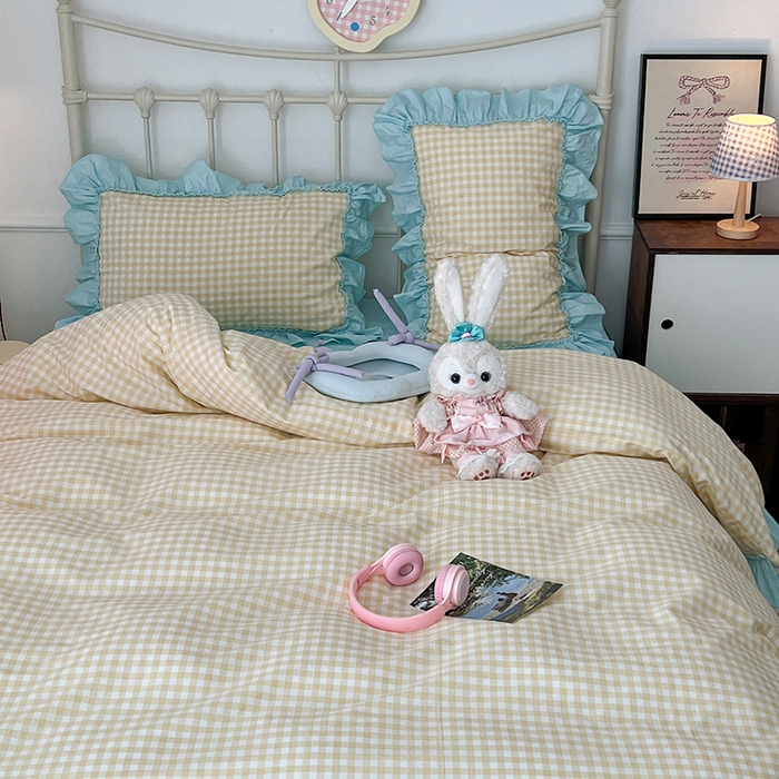 91家纺网 家纺一手货源 找家纺 2024新款花边奶油格子全棉混搭款四件套 柠檬黄格