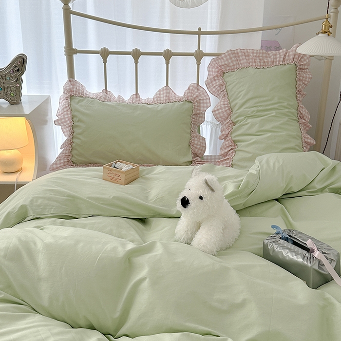 91家纺网 家纺一手货源 找家纺 2024新款花边奶油格子全棉混搭款四件套 莓莓芭乐