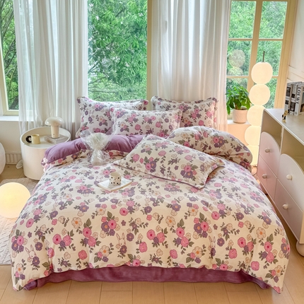 富之航家纺 2024新款高克重小清新牛奶绒四件套 花园兔-紫