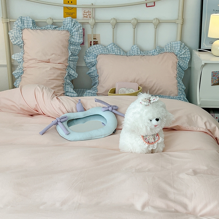 91家纺网 家纺一手货源 找家纺 2024新款花边奶油格子全棉混搭款四件套 盐莓奶芙