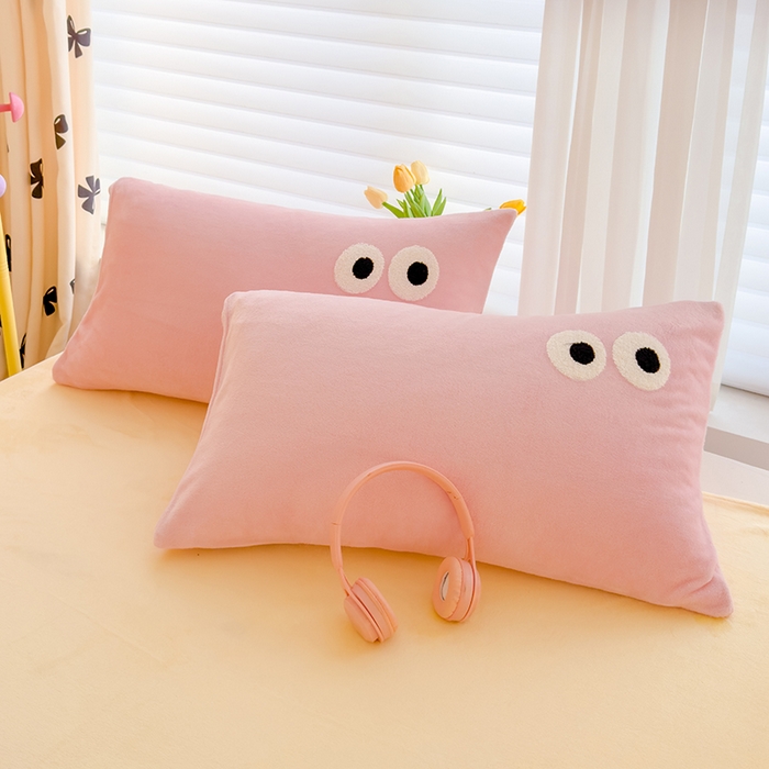 91家纺网 家纺一手货源 找家纺 2024新款牛奶绒毛巾绣四件套-超大大眼睛系列 大眼睛玉黄