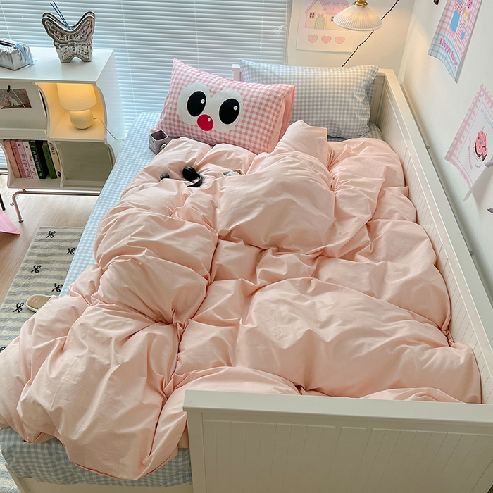 91家纺网 家纺一手货源 找家纺 2024新款全棉纯色大版枕套混搭款四件套 甜心可露丽